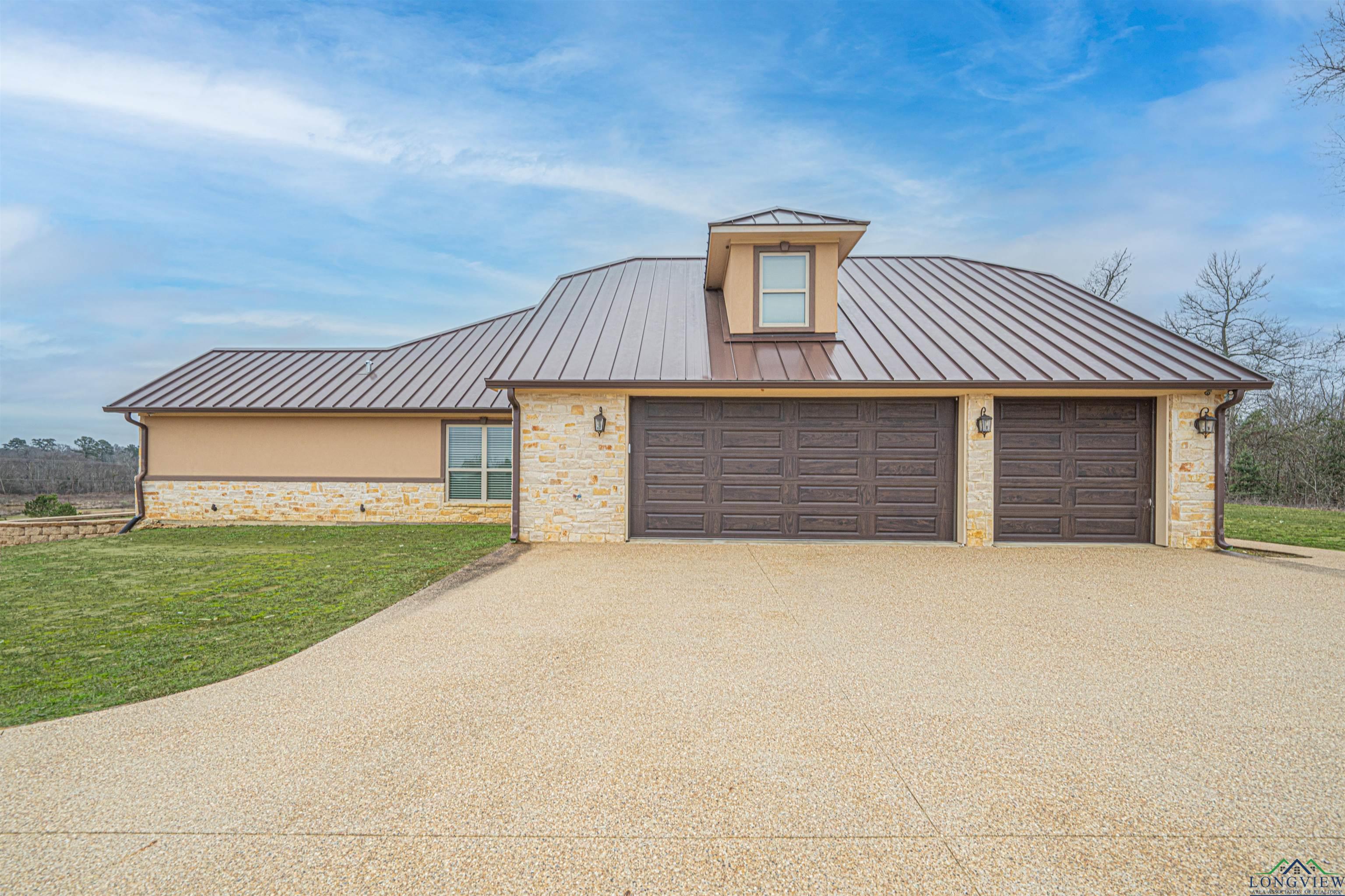 611 Mustang St, Longview, Texas image 31