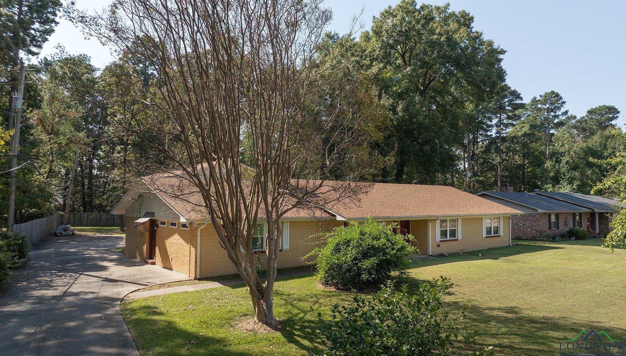 5703 Sleepy Hollow, Texarkana, Texas image 1