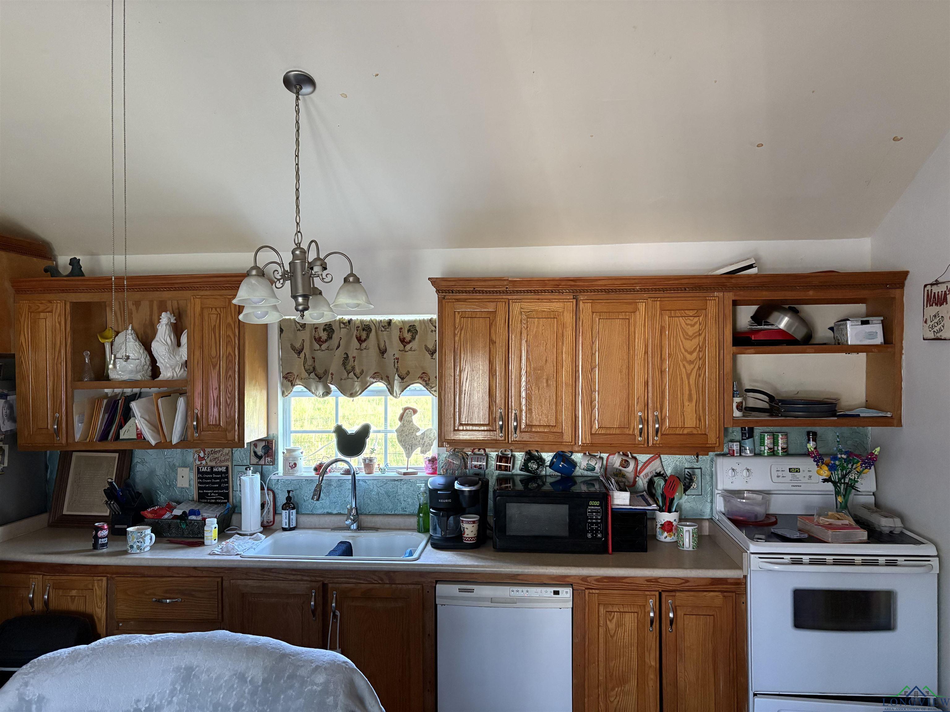 7869 Arrowwood Road, Gilmer, Texas image 21