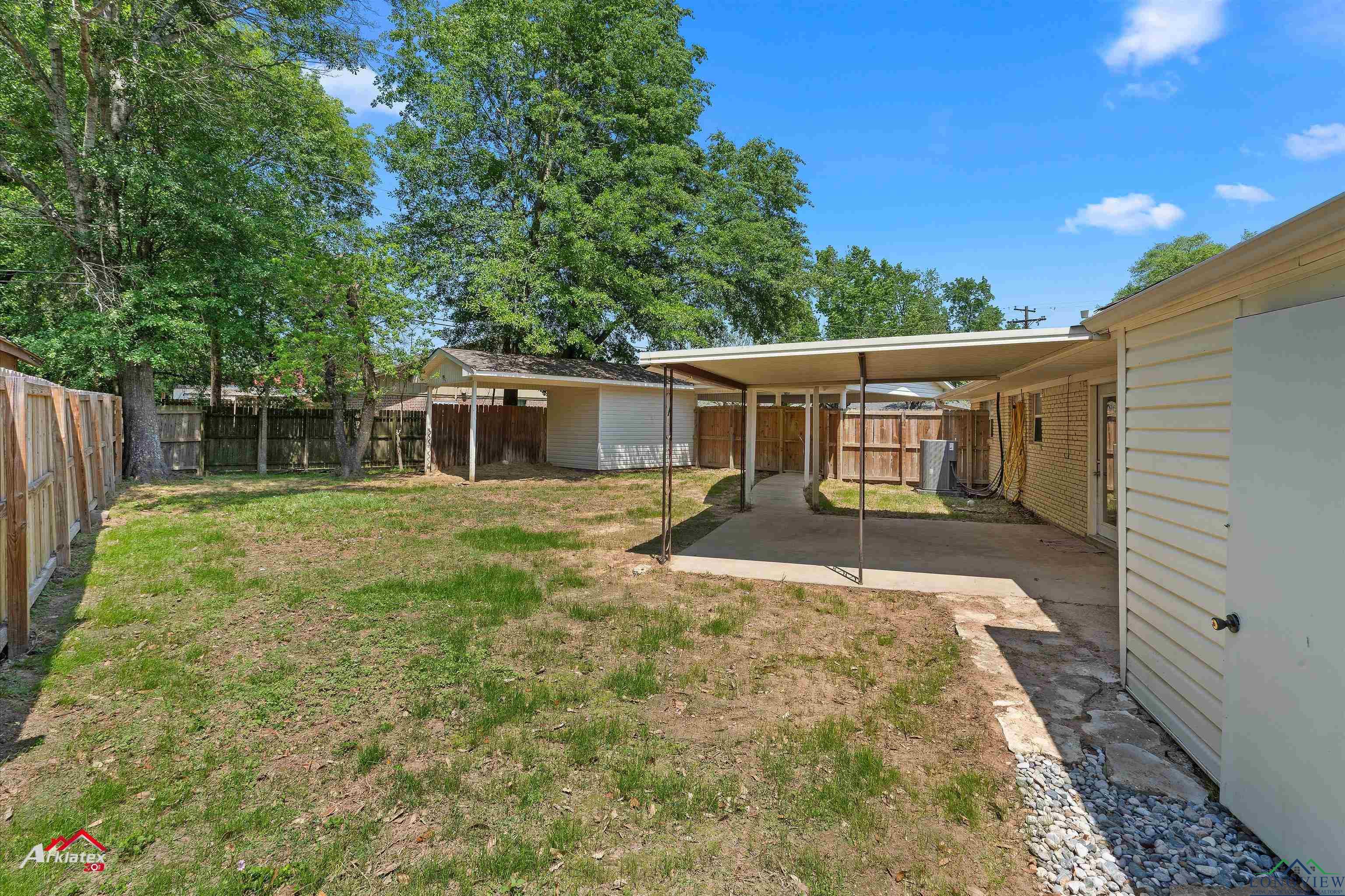 1112 Lynnwood Dr, Carthage, Texas image 22