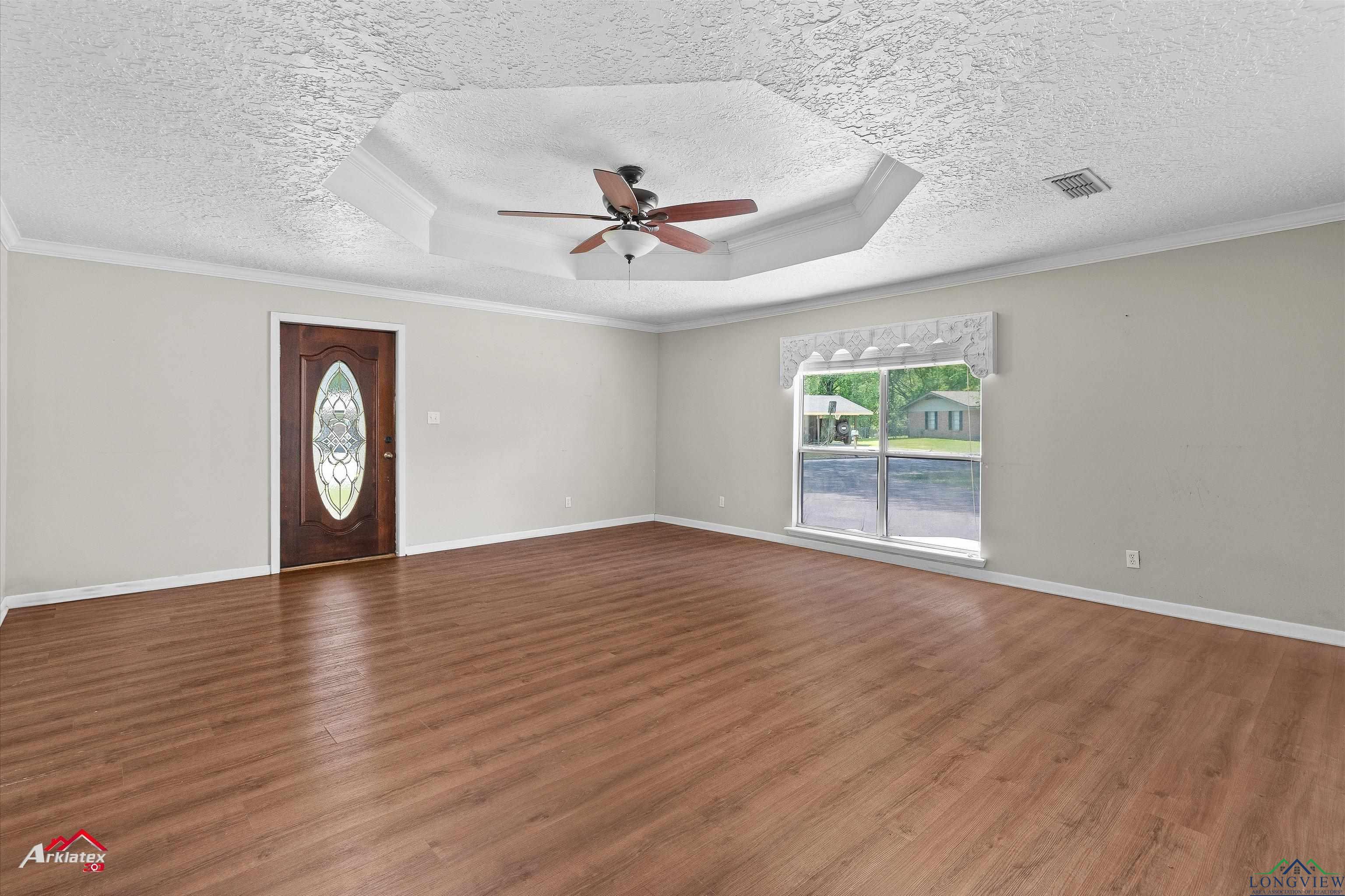 1112 Lynnwood Dr, Carthage, Texas image 7