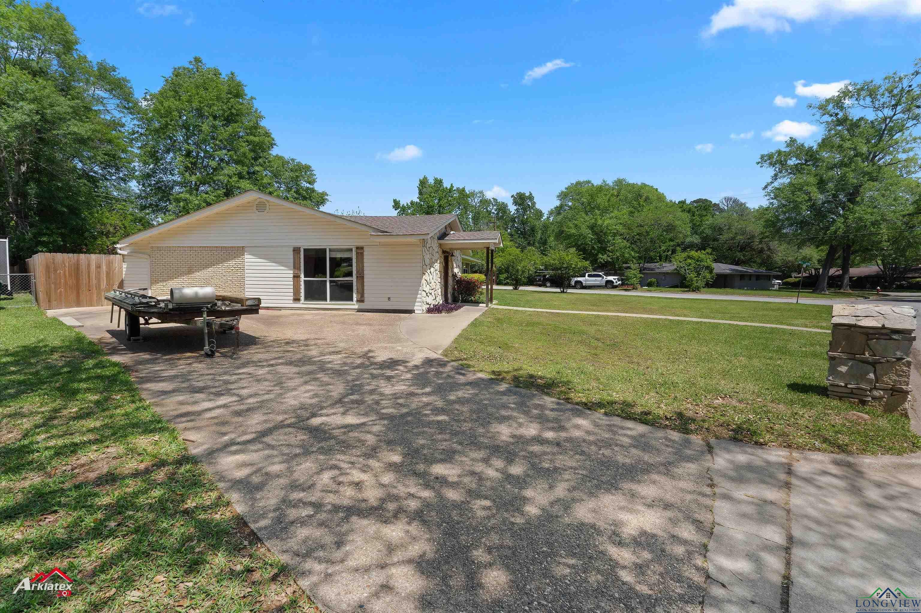 1112 Lynnwood Dr, Carthage, Texas image 21