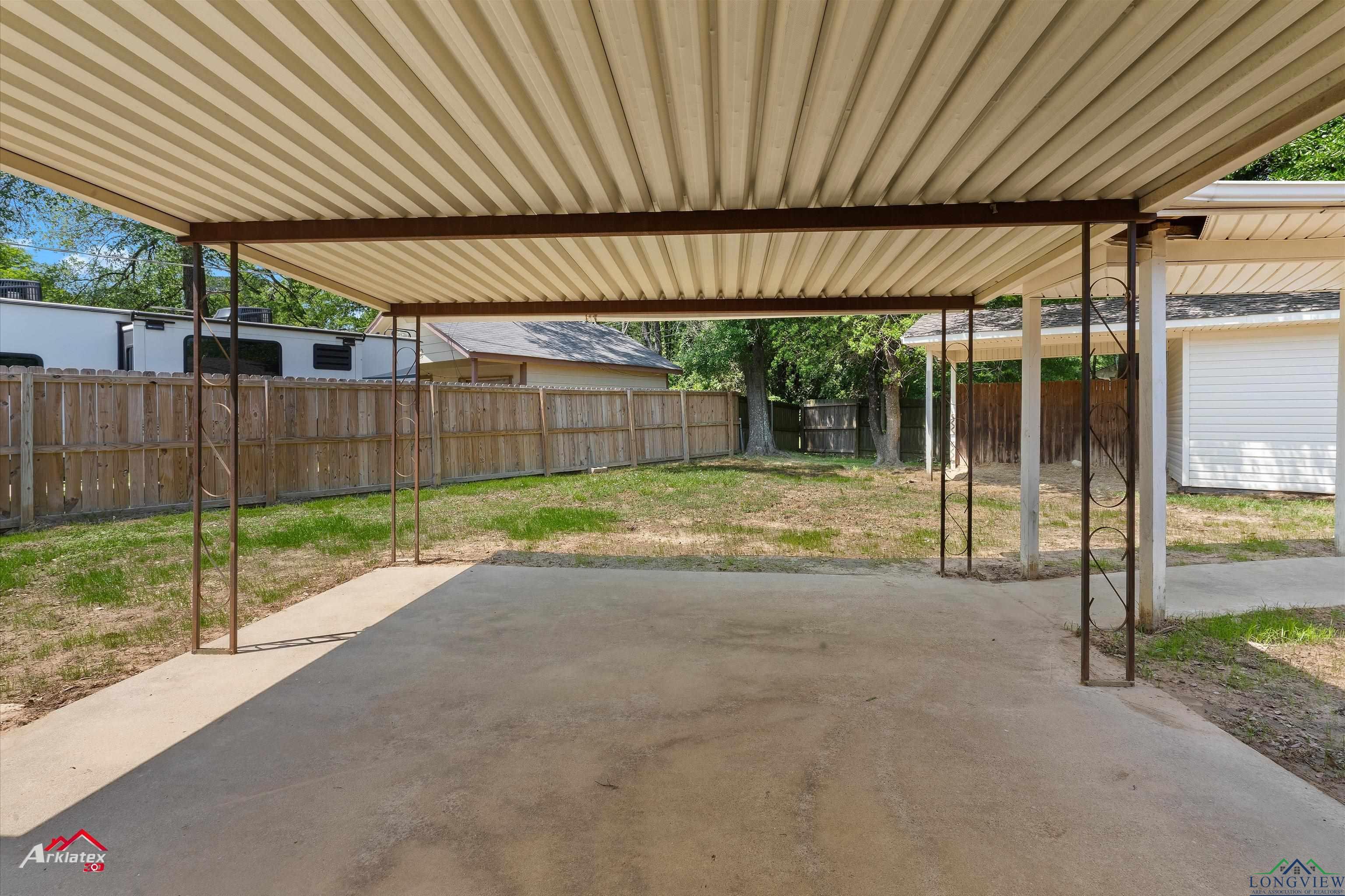 1112 Lynnwood Dr, Carthage, Texas image 20