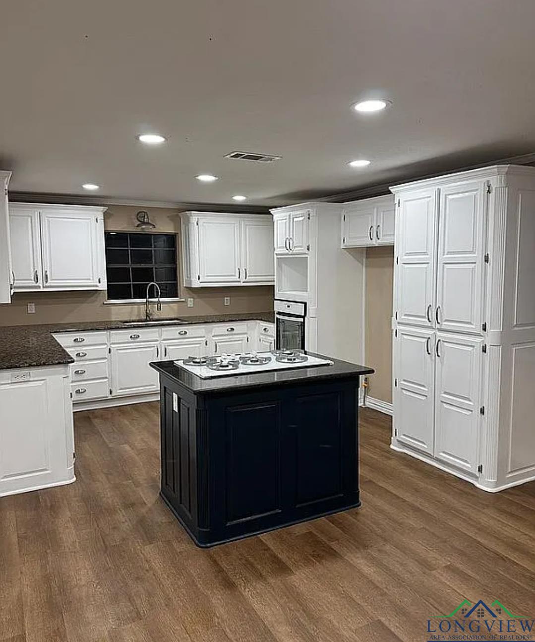 226 Woodlawn Estates Rd, Marshall, Texas image 10