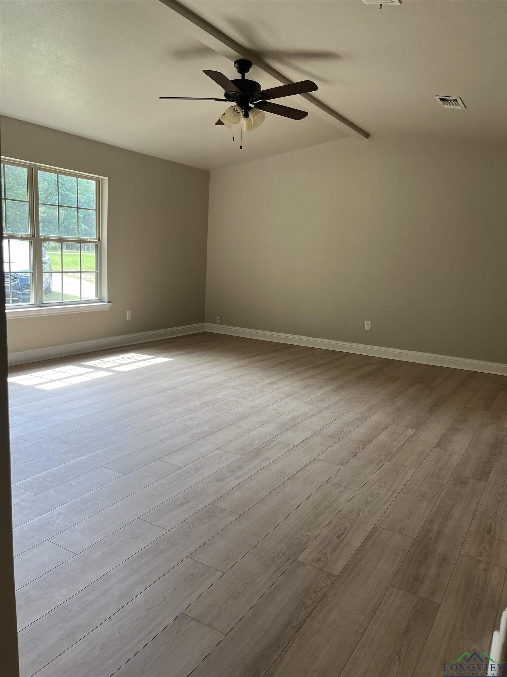 5832 Cooks Rd, Marshall, Texas image 2