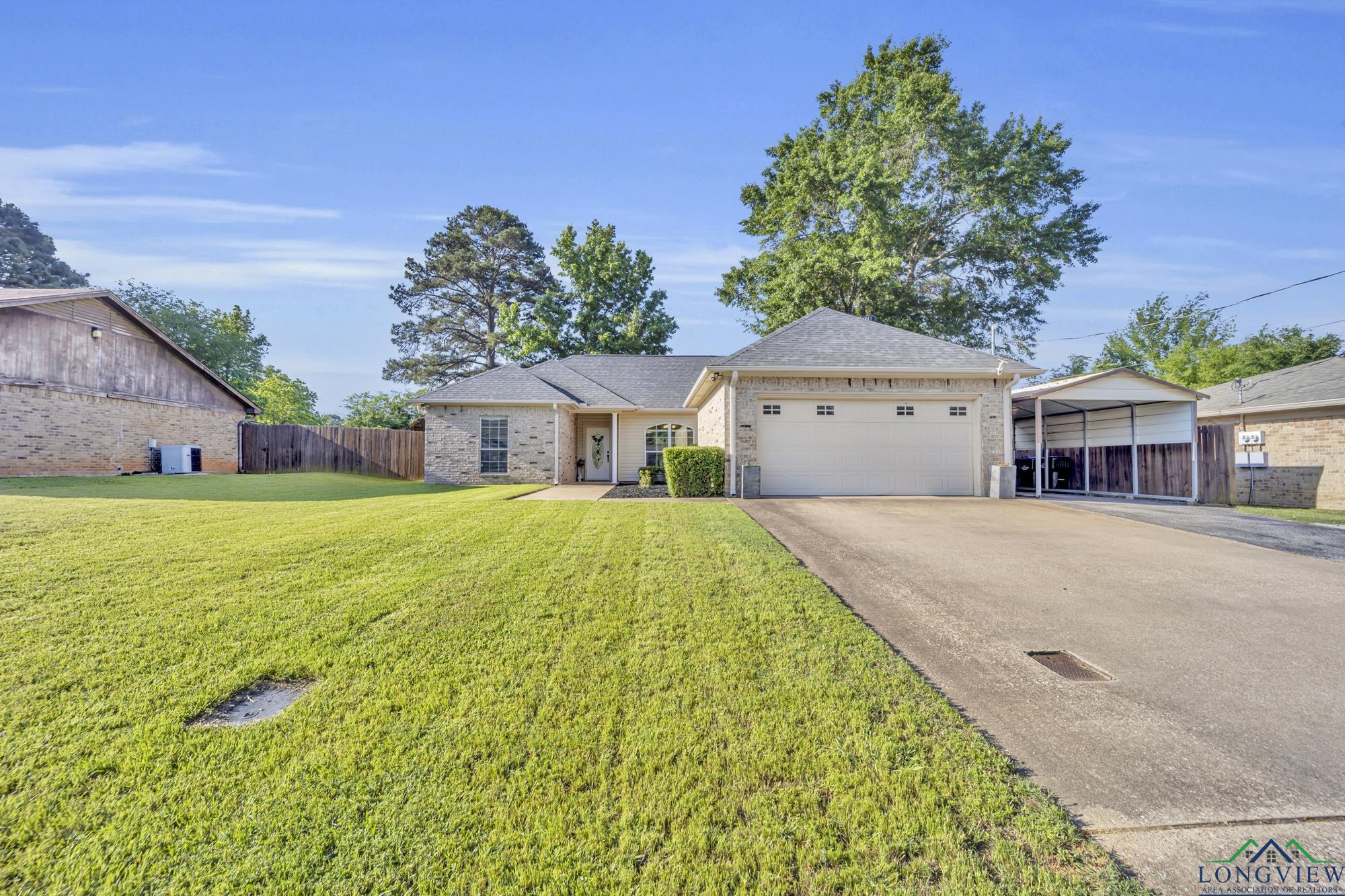 1708 Loring Ln, Longview, Texas image 2