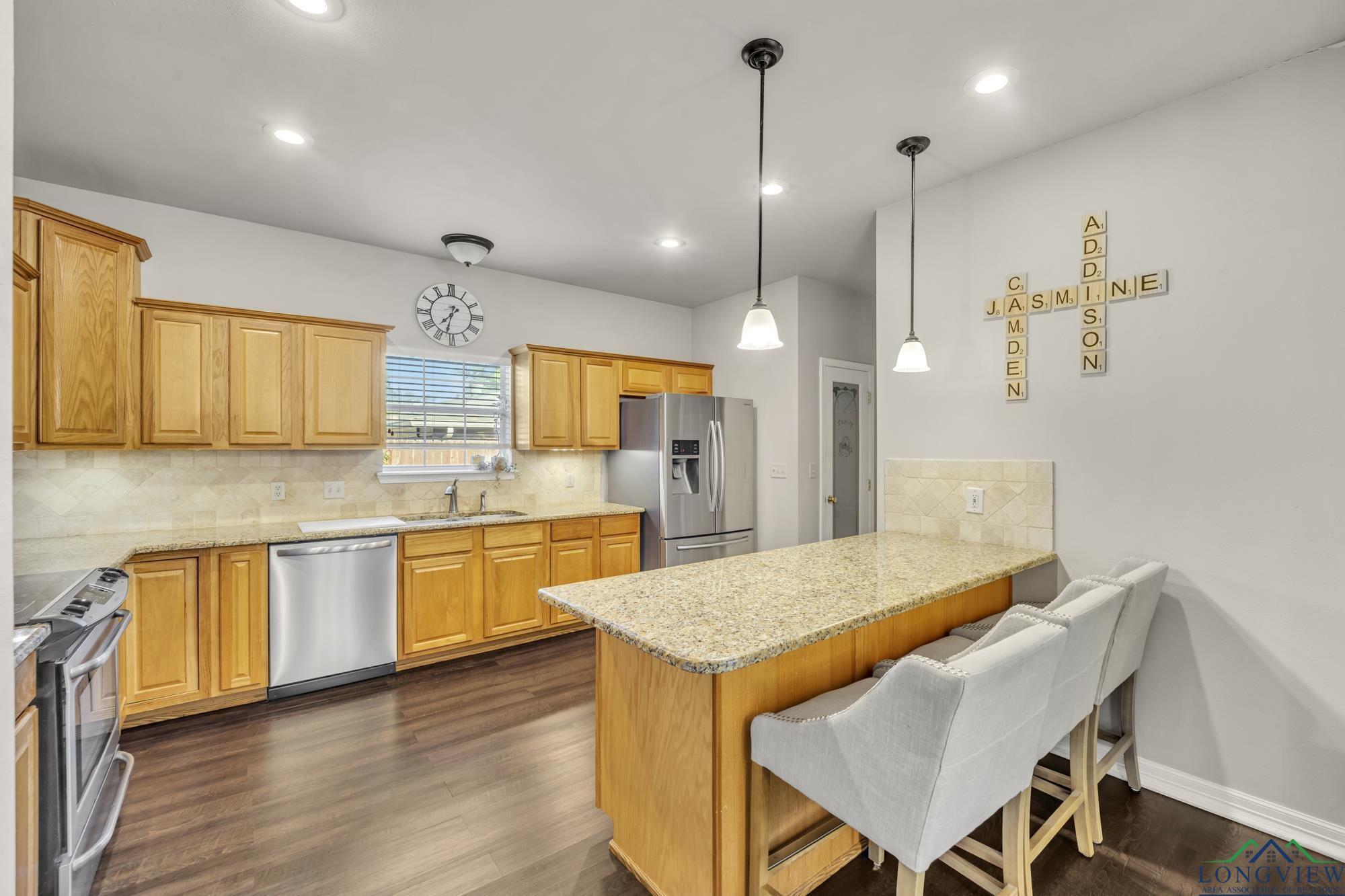 1708 Loring Ln, Longview, Texas image 9