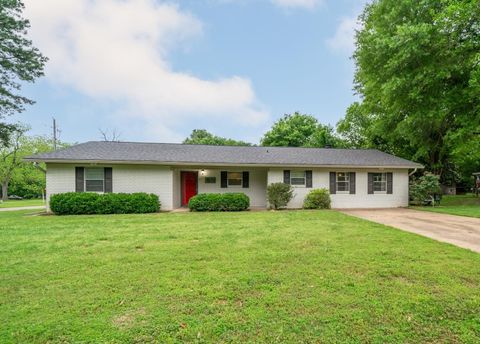 Homes For Sale - 102 Randal Lane<br/> Camp County, Pittsburg, TX 75686