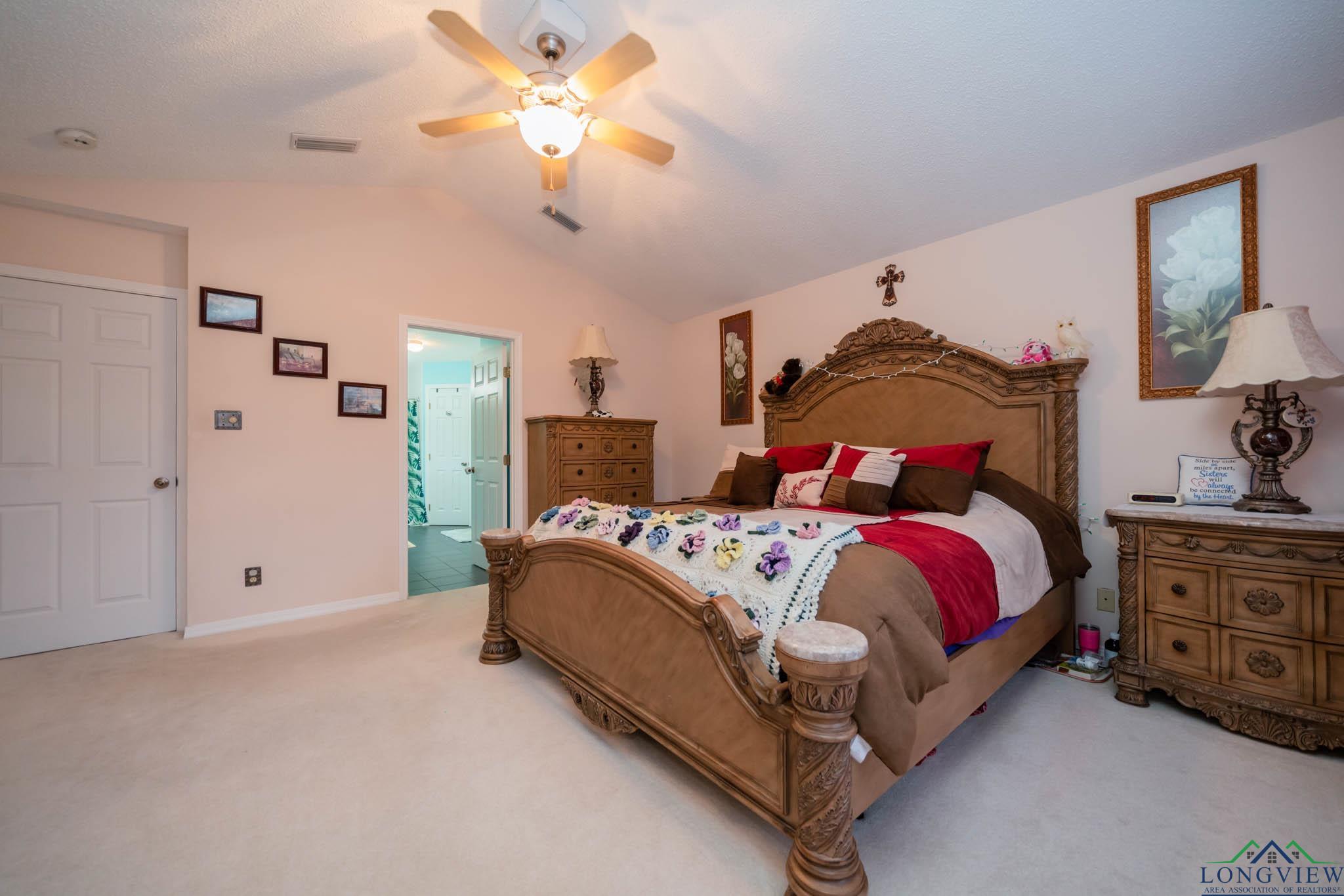 16877 Eagle Dr, Gladewater, Texas image 20