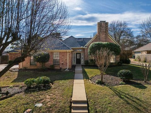 Homes For Sale - 1218 Daffodil Ln<br/> Longview, TX 75604