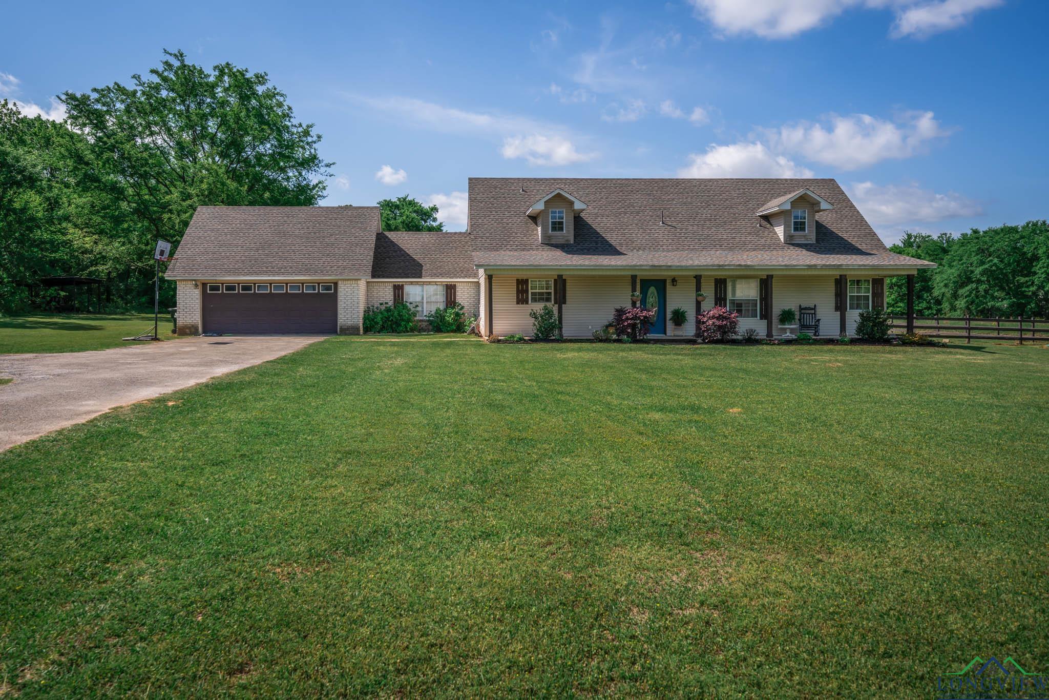 14250 S Timberidge Lane, Winona, Texas image 2