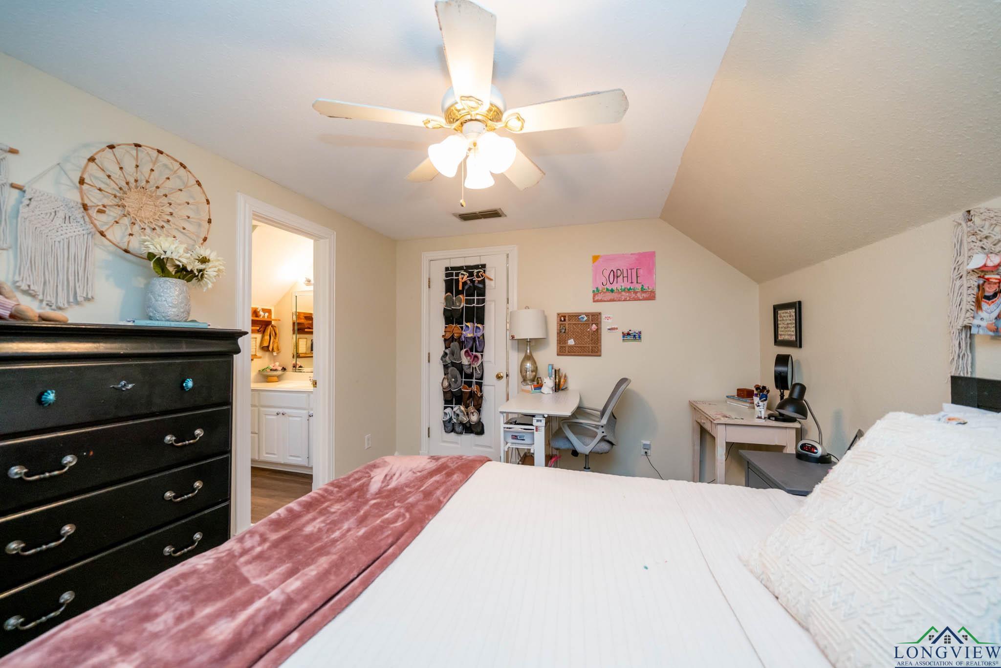 14250 S Timberidge Lane, Winona, Texas image 9
