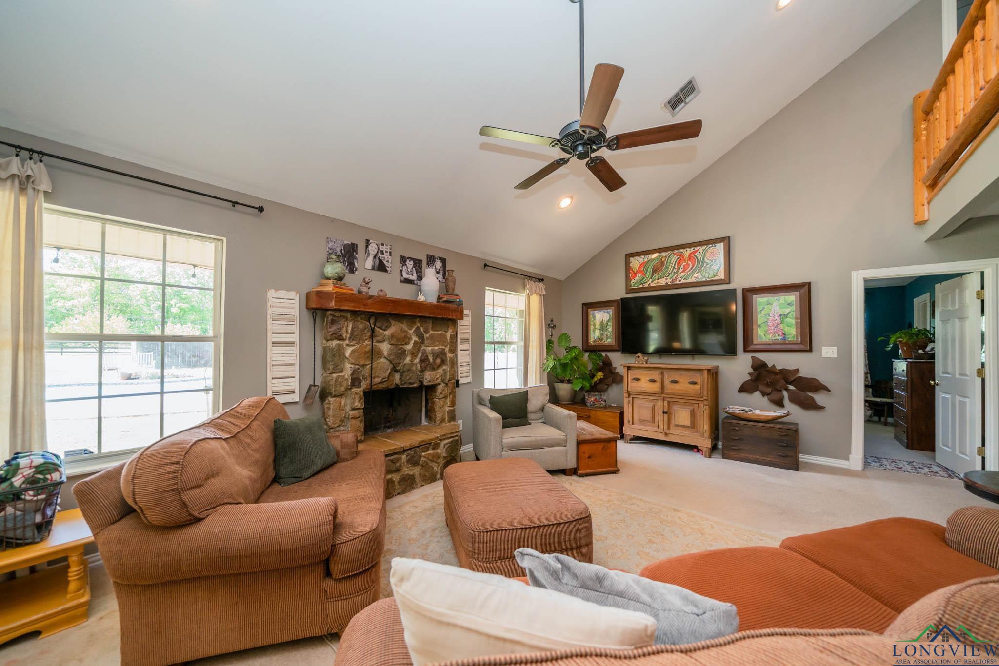 14250 S Timberidge Lane, Winona, Texas image 35