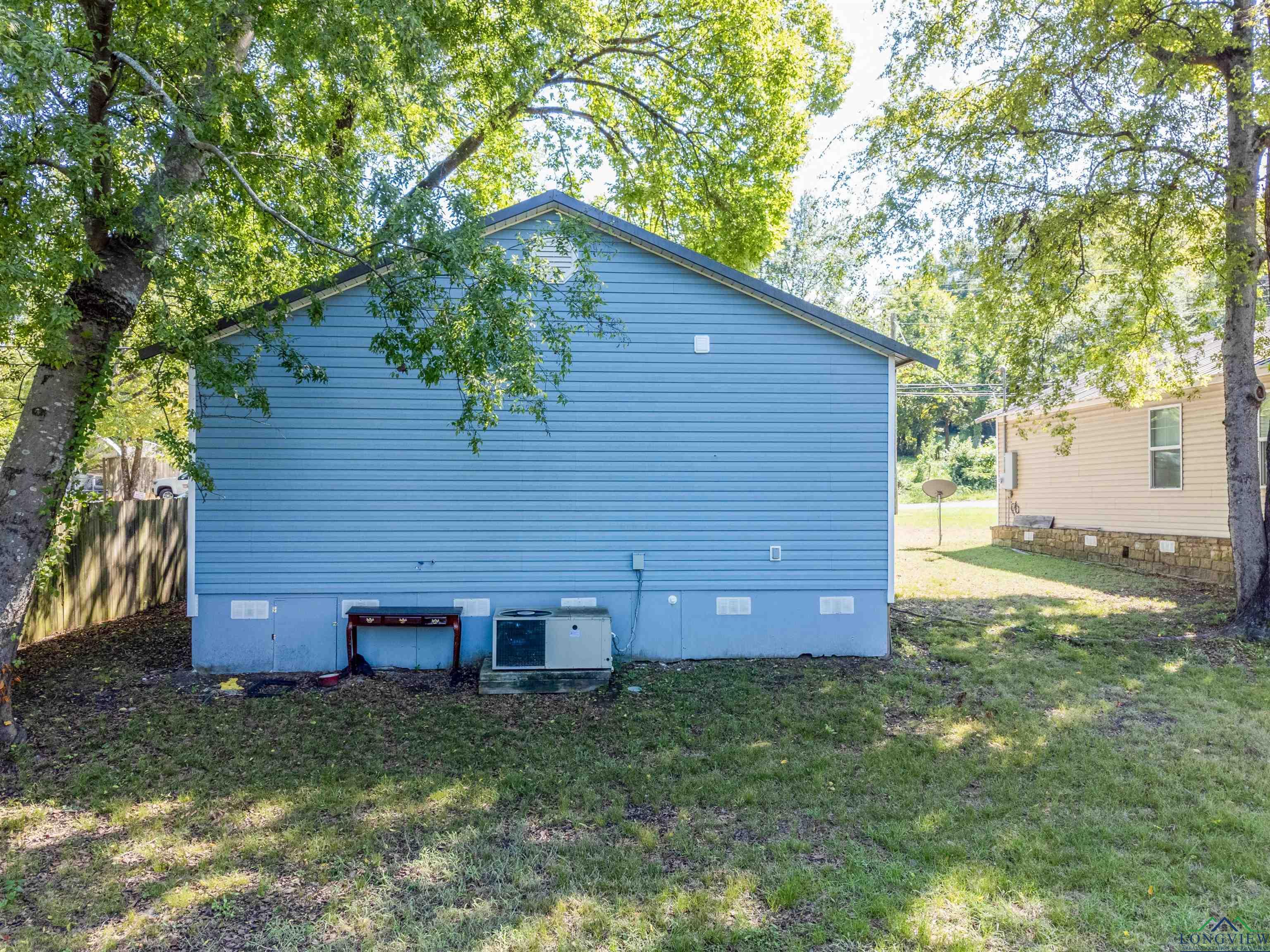 215 Gates St, Longview, Texas image 16