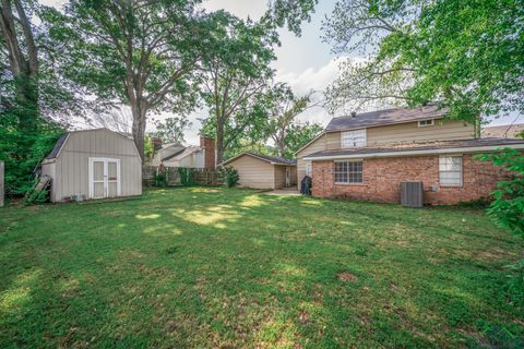 A home in Kilgore