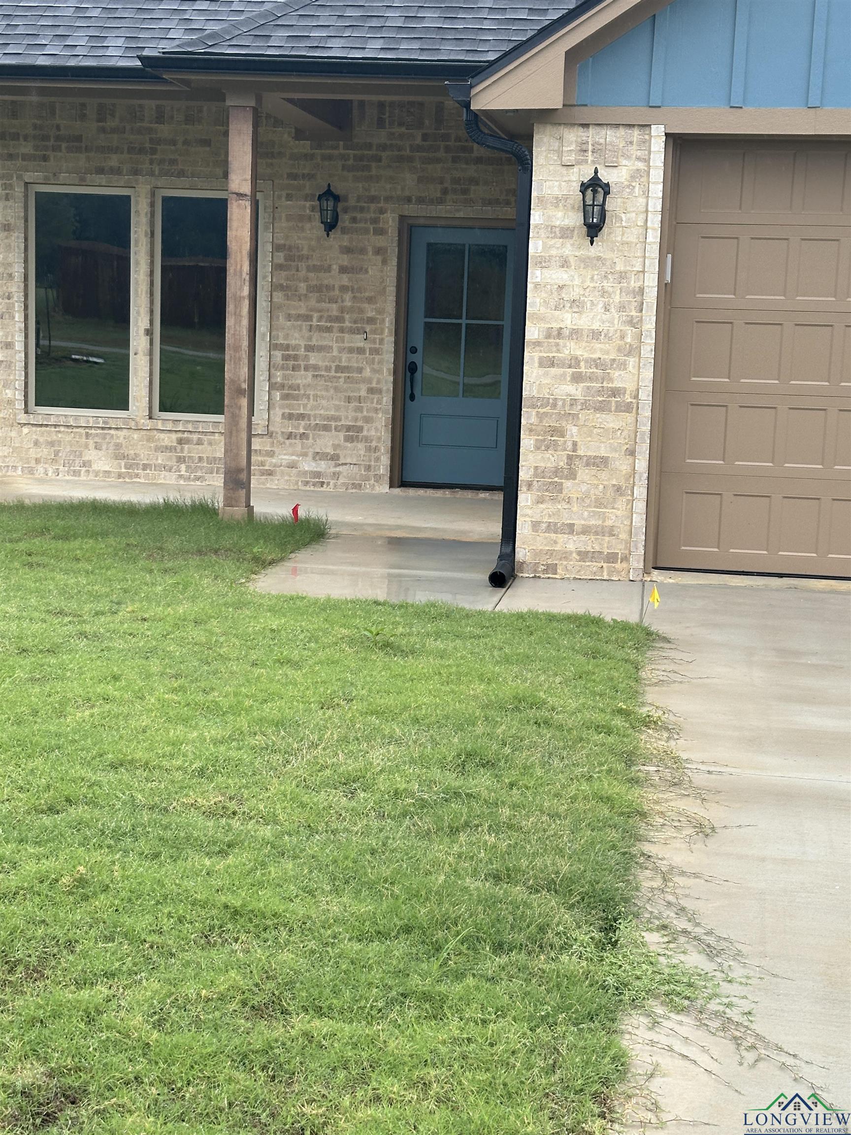 153 Heartland Crossing, Diana, Texas image 3
