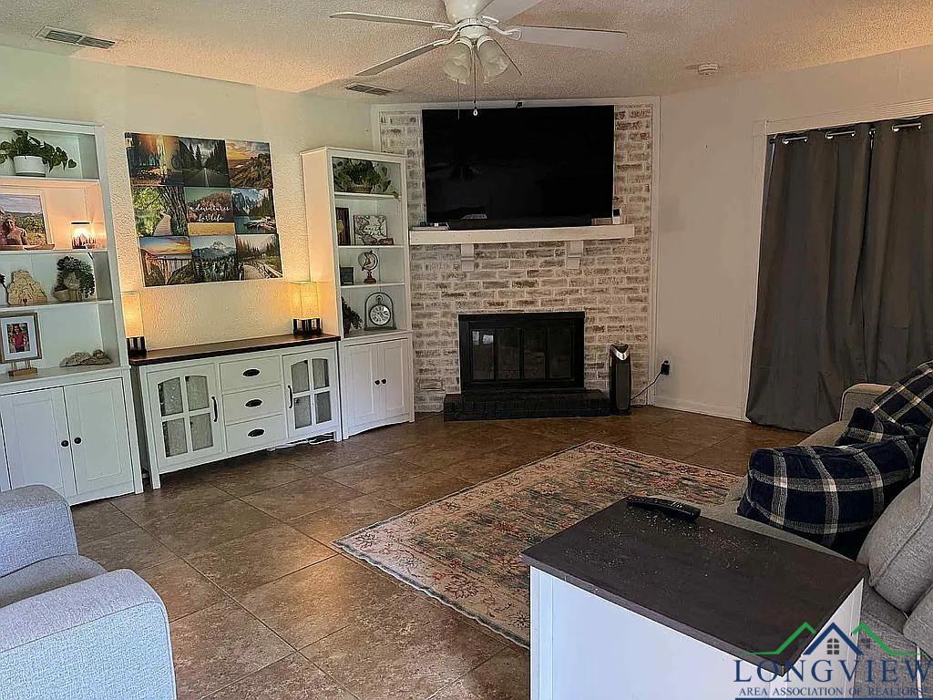 1101 Rolling Hills, Longview, Texas image 2