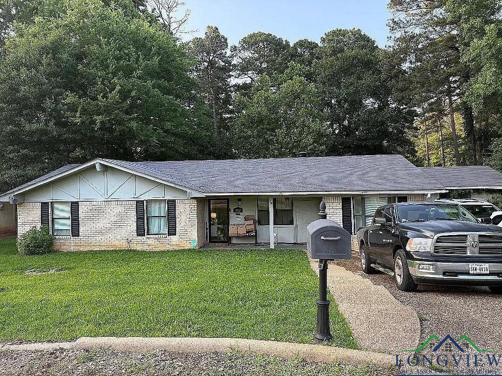 1101 Rolling Hills, Longview, Texas image 1