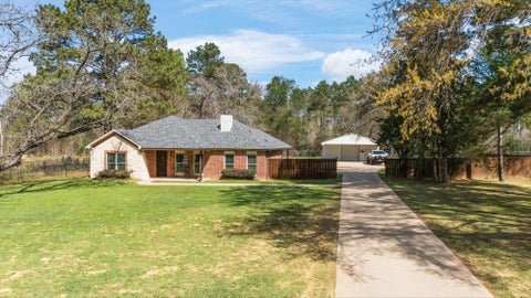 Homes For Sale - 520 Bob White Rd<br/> Longview, TX 75605