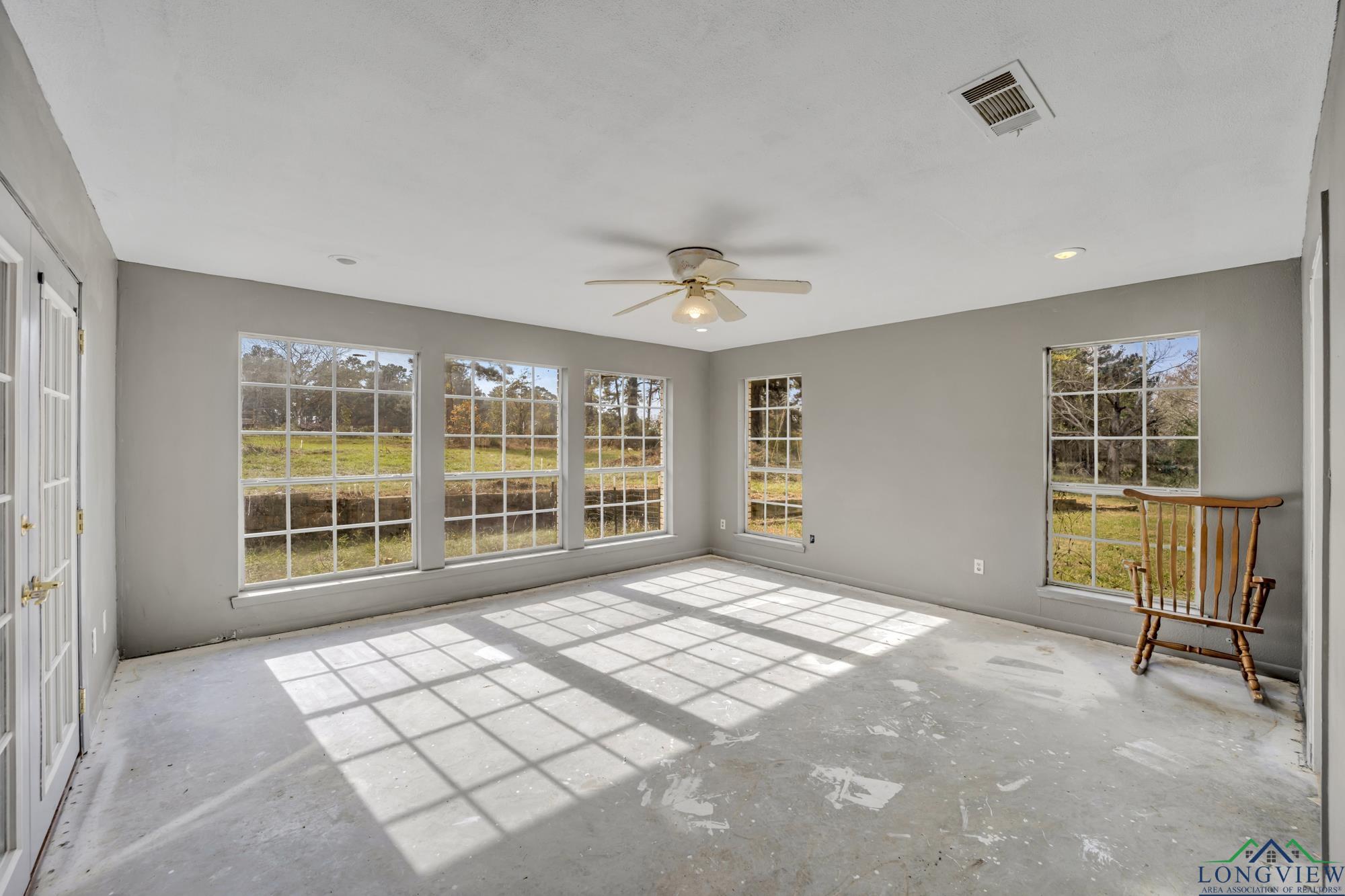 104 S Fm 3055 Street, Mount Enterprise, Texas image 23