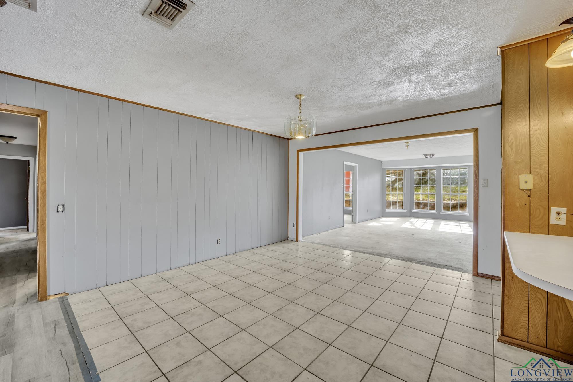 104 S Fm 3055 Street, Mount Enterprise, Texas image 5