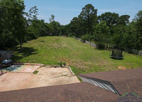 A home in Hughes Springs