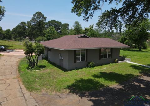 A home in Hughes Springs