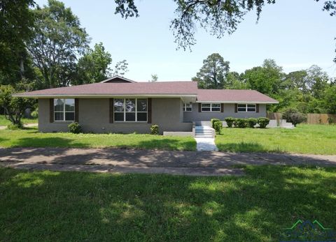 A home in Hughes Springs