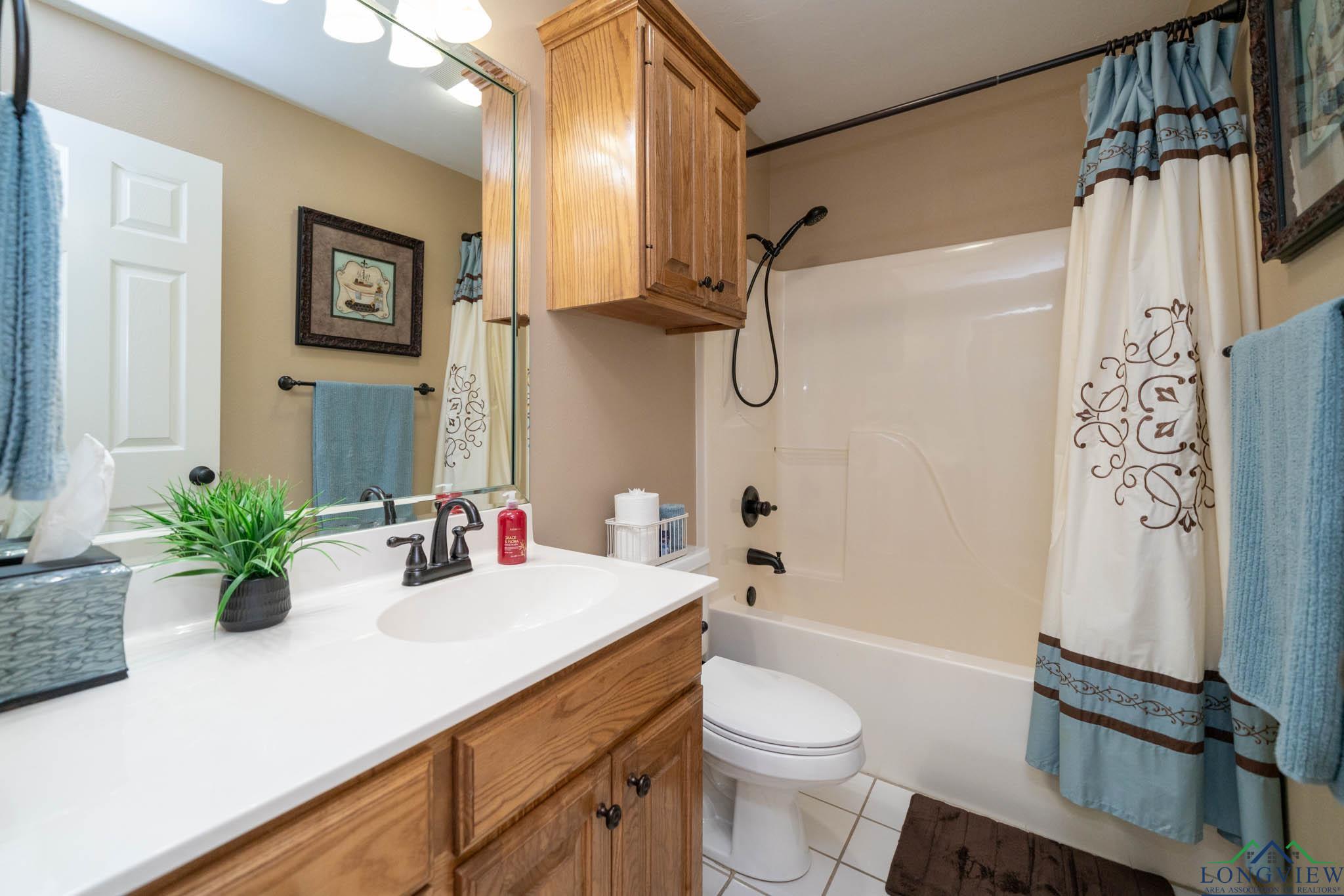 3812 Holly Ridge Dr, Longview, Texas image 22