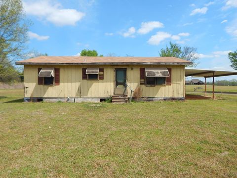 Homes For Sale - 2741 Toad<br/> Gilmer, TX 75645