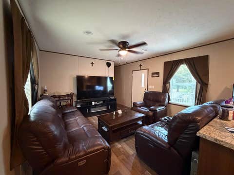 Mobile Home For Sale - 207 Heard Street<br/> Morris County, Naples, TX 75568