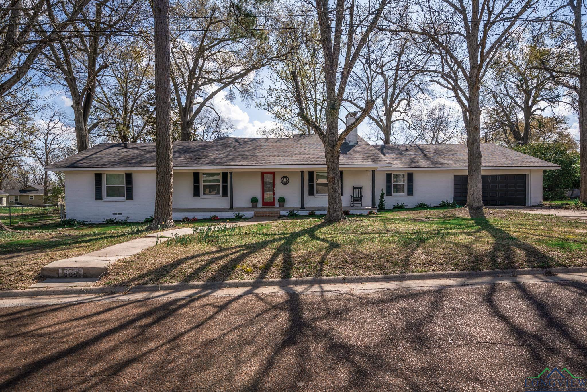 605 North Street, Gilmer, Texas image 3