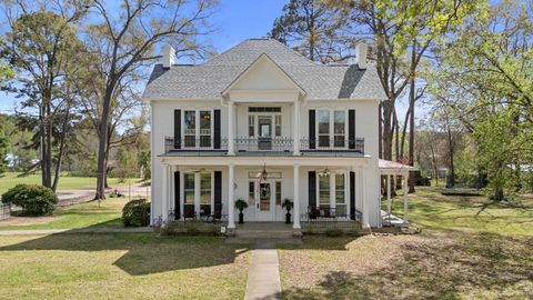 Homes For Sale - 606 E Hiram St<br/> Atlanta, TX 75551