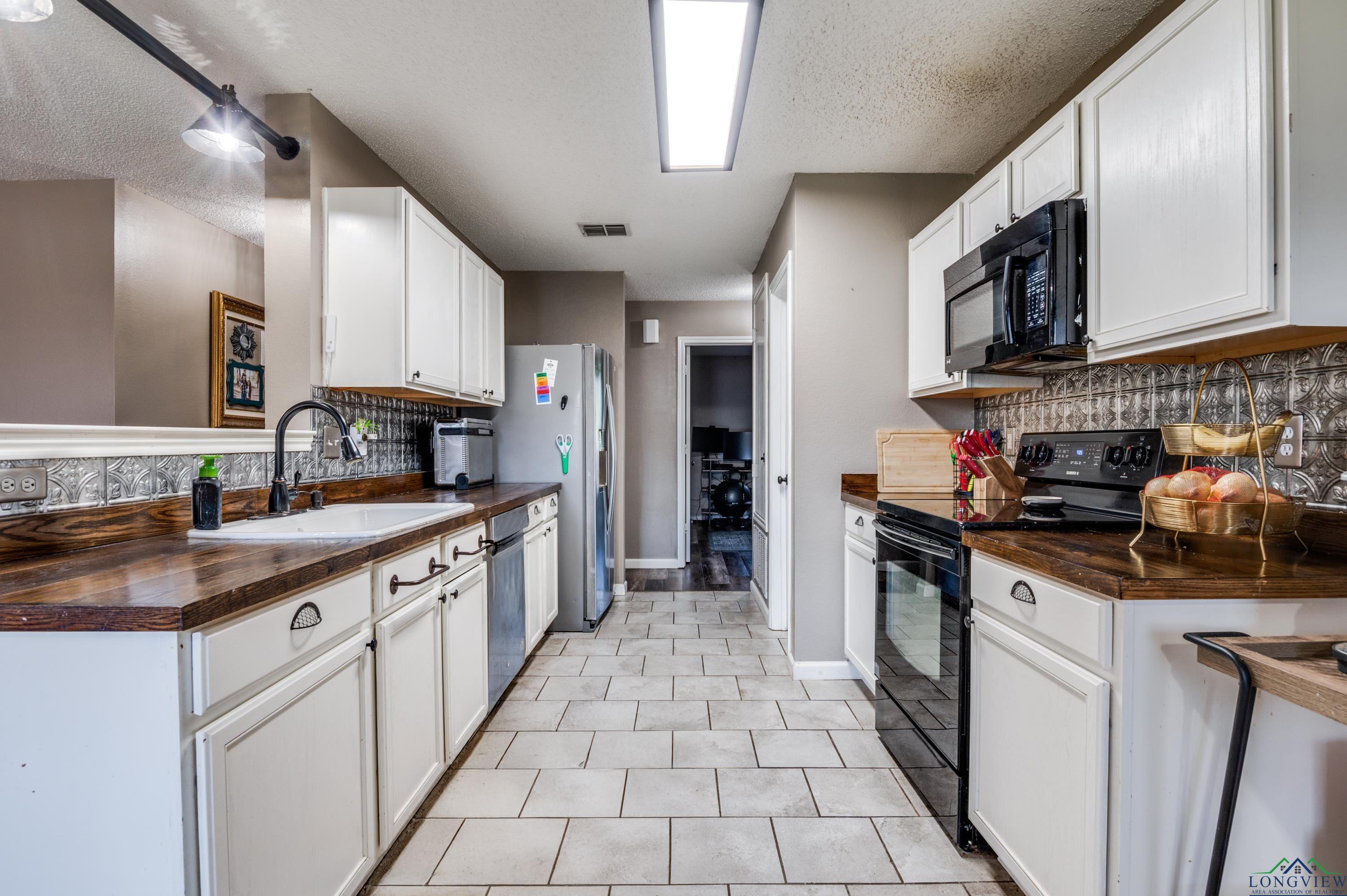 2748 Cameron Way, Mesquite, Texas image 12