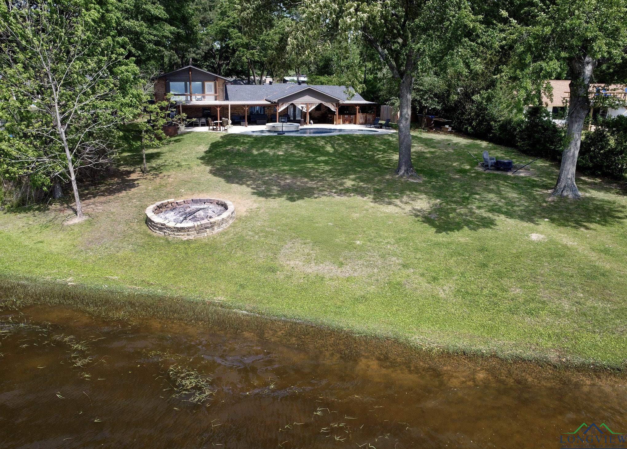 16331 White Oak Cir, Tyler, Texas image 9
