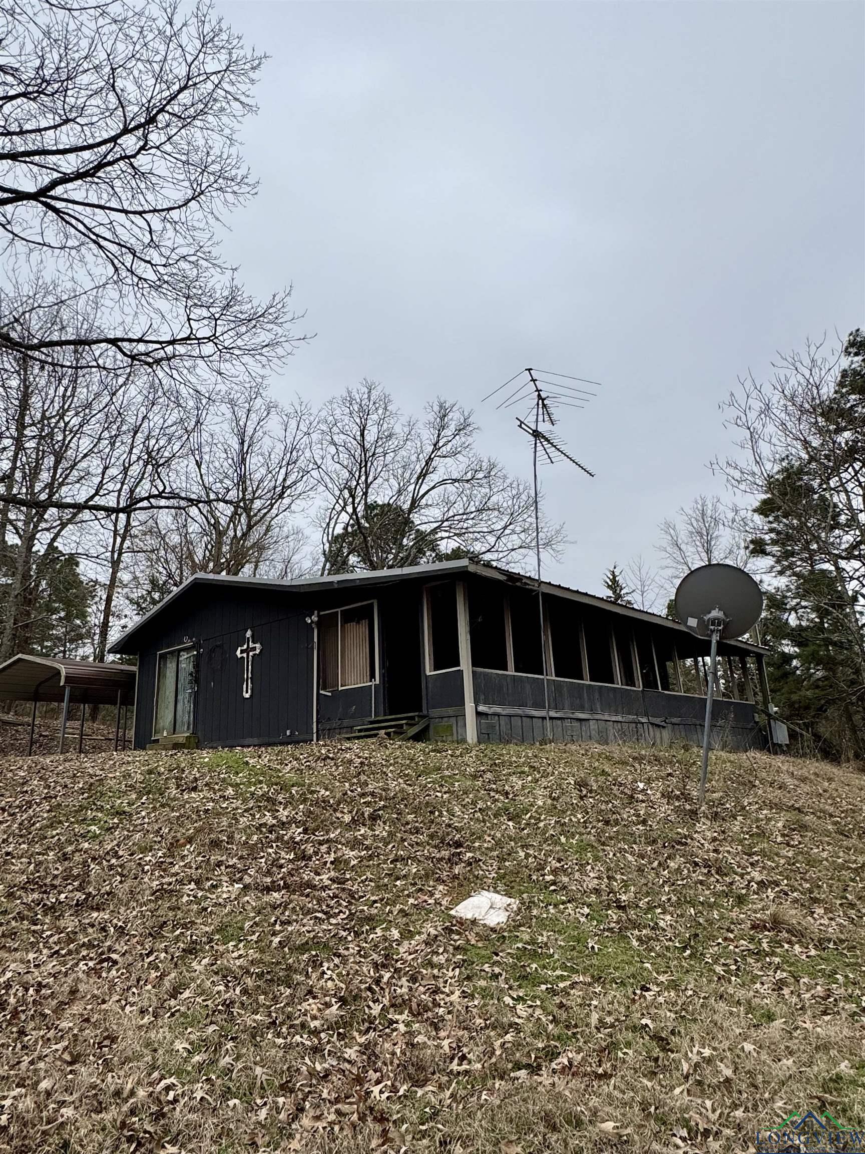 201 Fifth Avenue, Avinger, Texas image 1