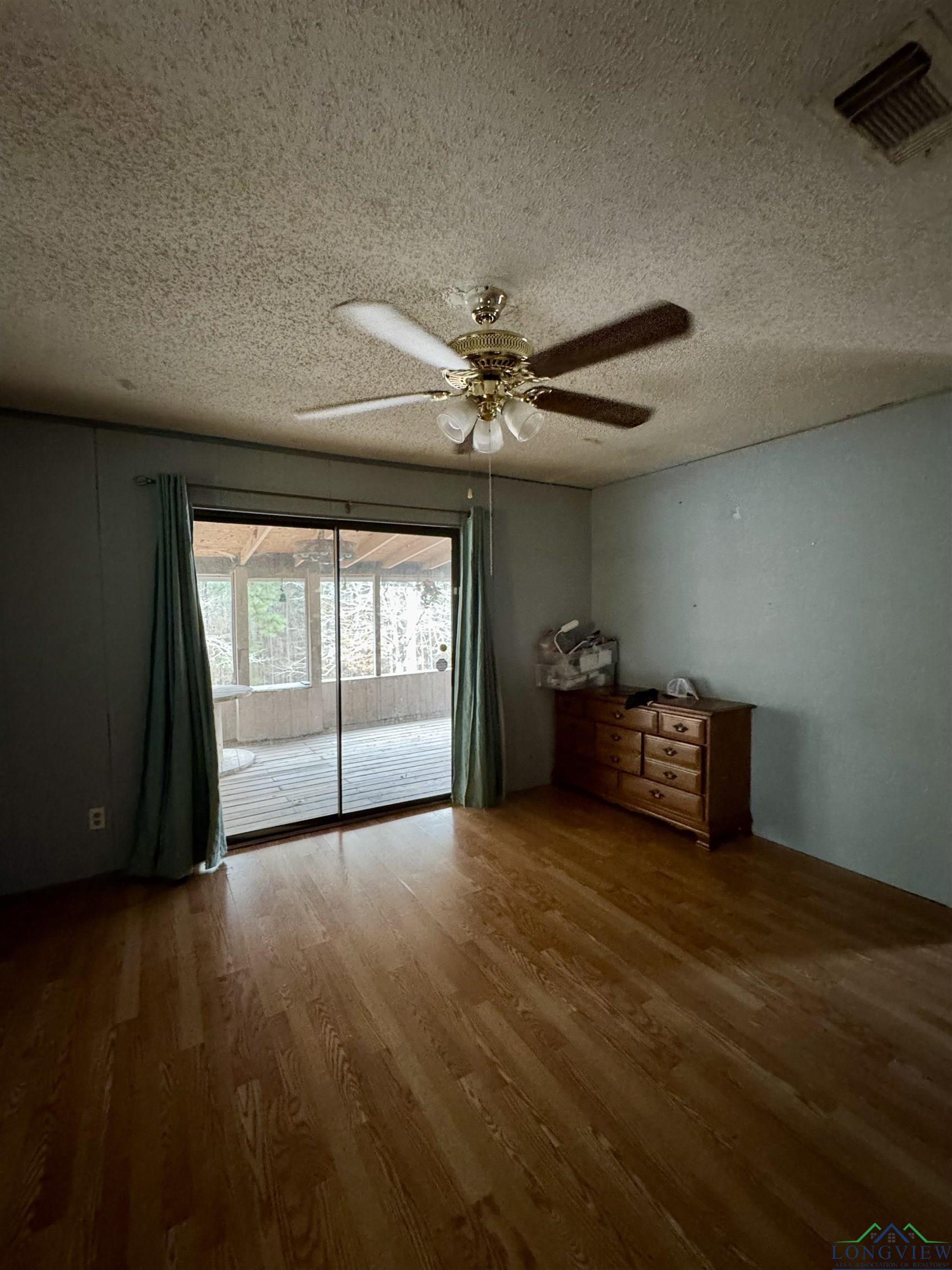 201 Fifth Avenue, Avinger, Texas image 7