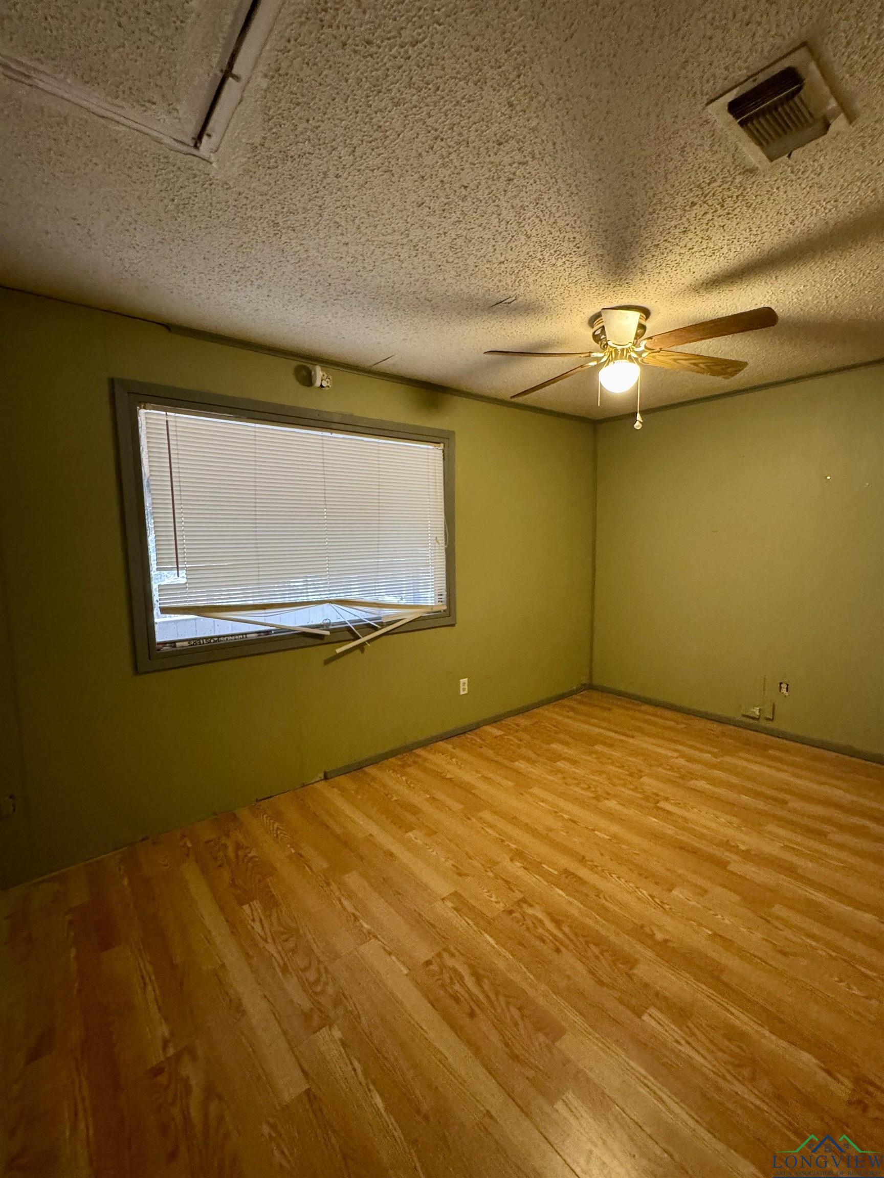 201 Fifth Avenue, Avinger, Texas image 6
