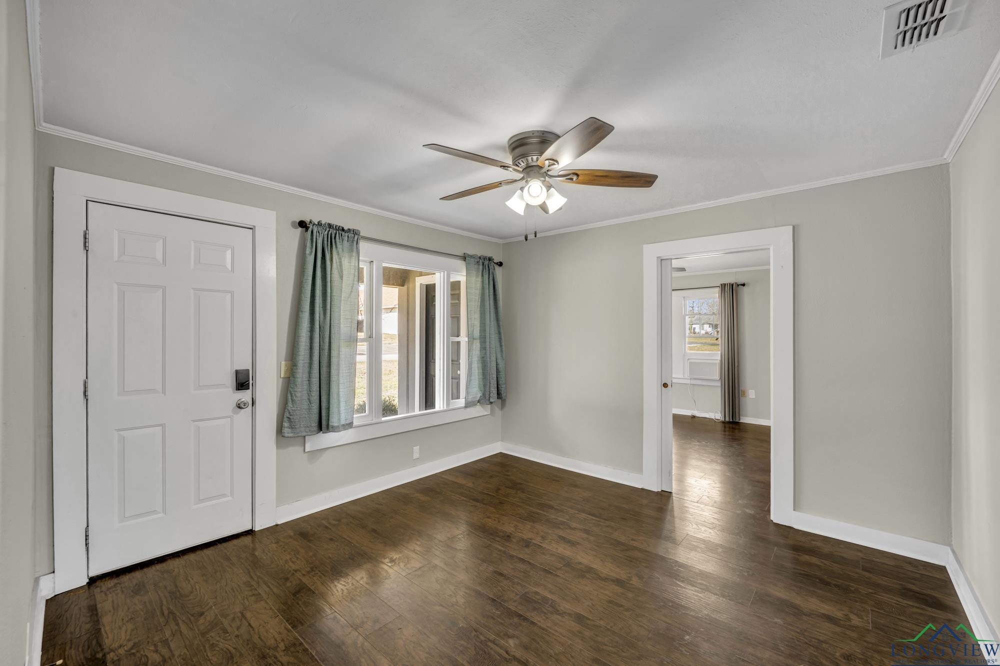 209 N Bounds Street, Carthage, New Mexico image 6