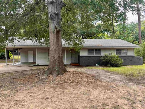 Homes For Sale - 212 Greenwood St<br/> Nacogdoches, TX 75964