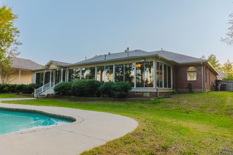 A home in Gilmer