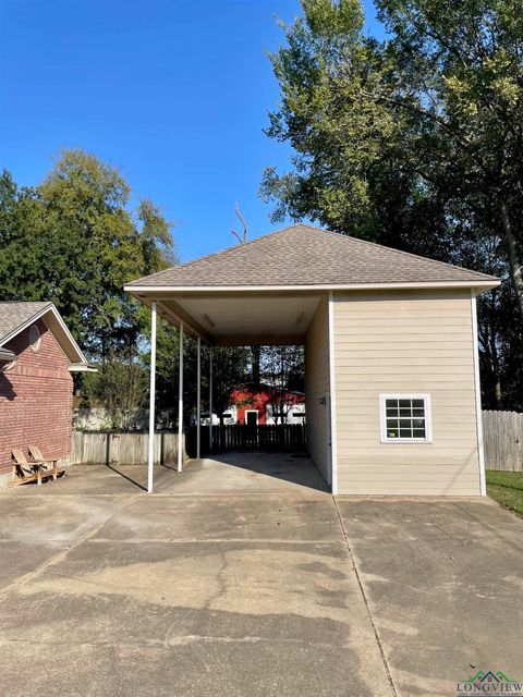 A home in Gilmer