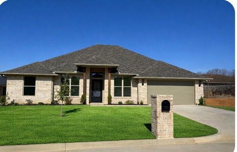 Homes For Sale - 2511 Windmill Ln<br/> Harrison County, Longview, TX 75601