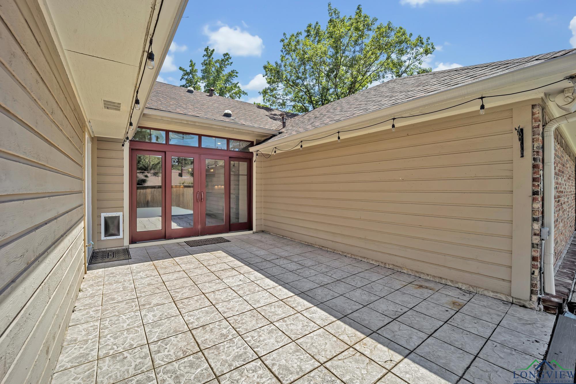 1700 Tall Timber Drive, Tyler, Texas image 31