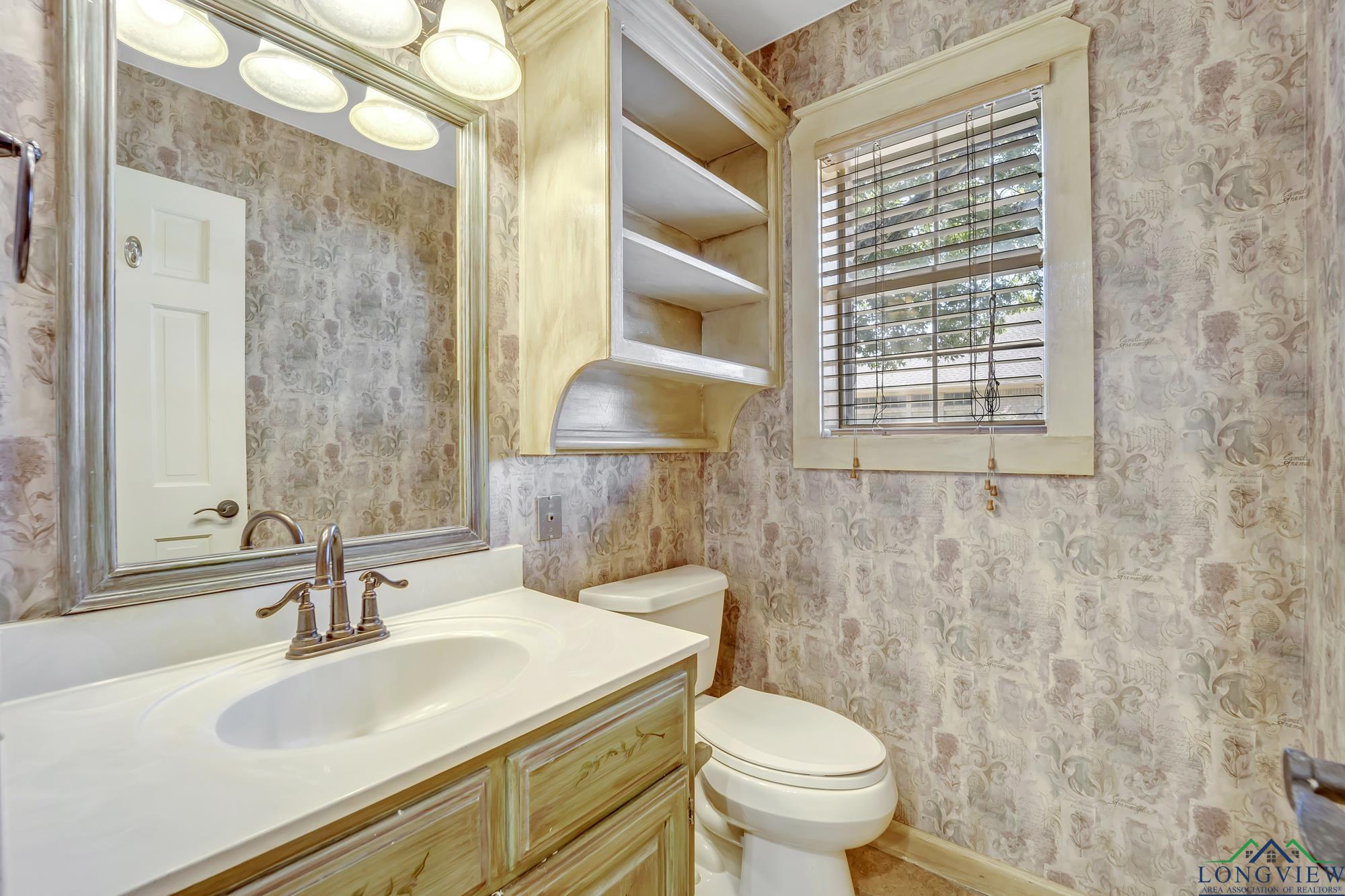 1700 Tall Timber Drive, Tyler, Texas image 20