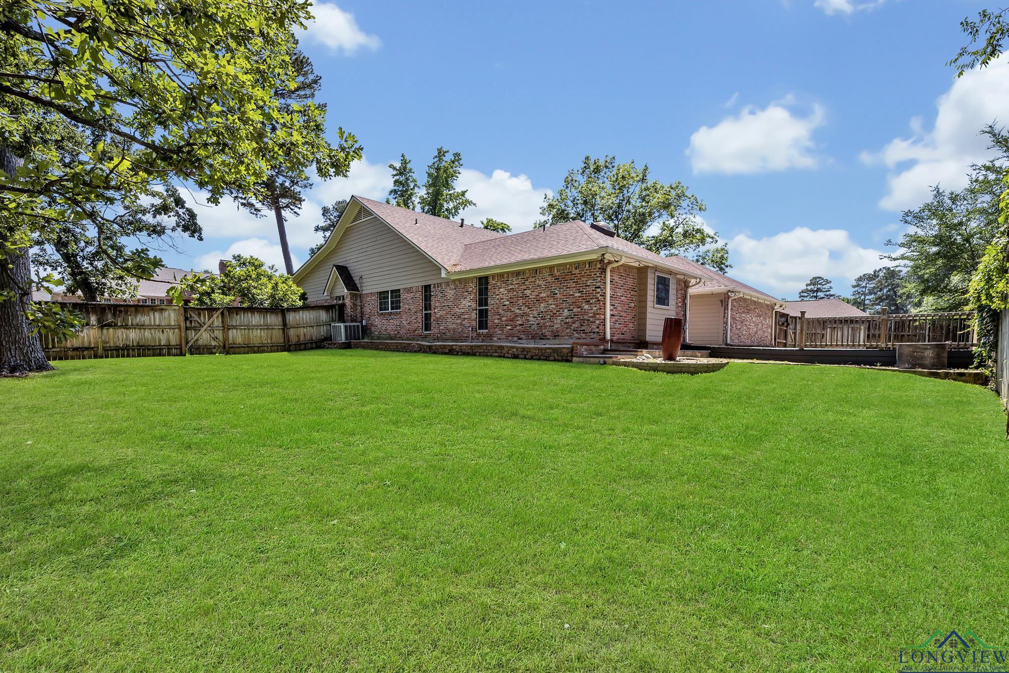 1700 Tall Timber Drive, Tyler, Texas image 35
