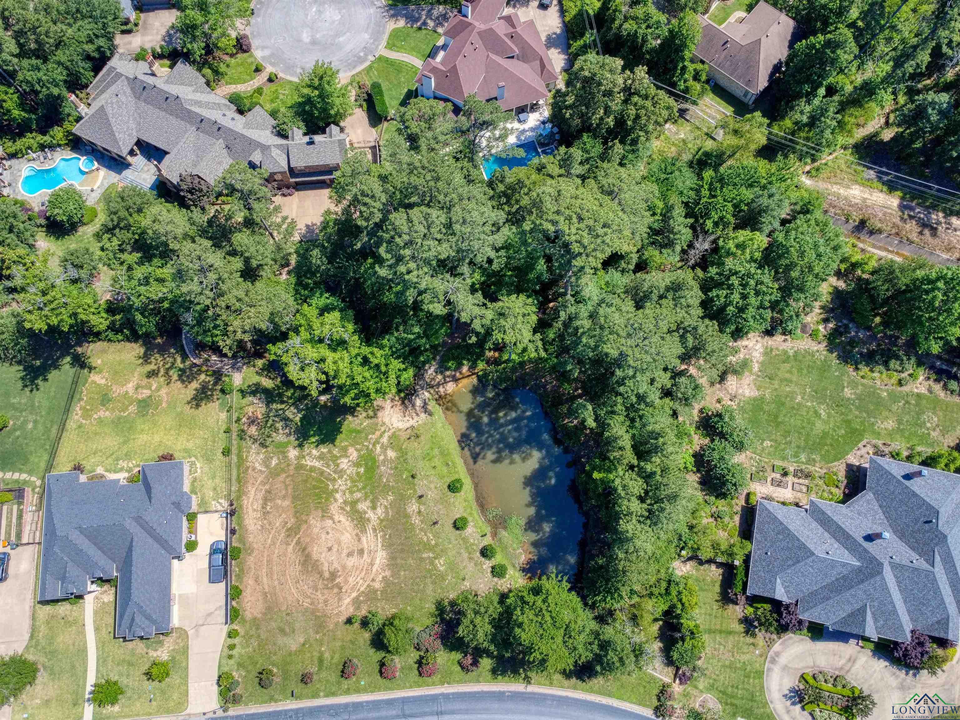 2198 Pinehurst St, Tyler, Texas image 1