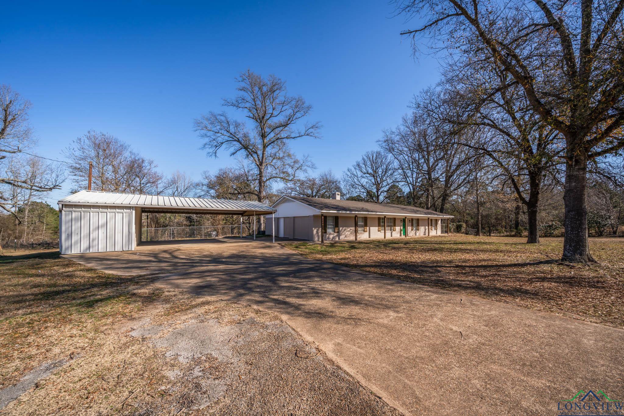 3697 N White Oak Rd, Gladewater, Texas image 26