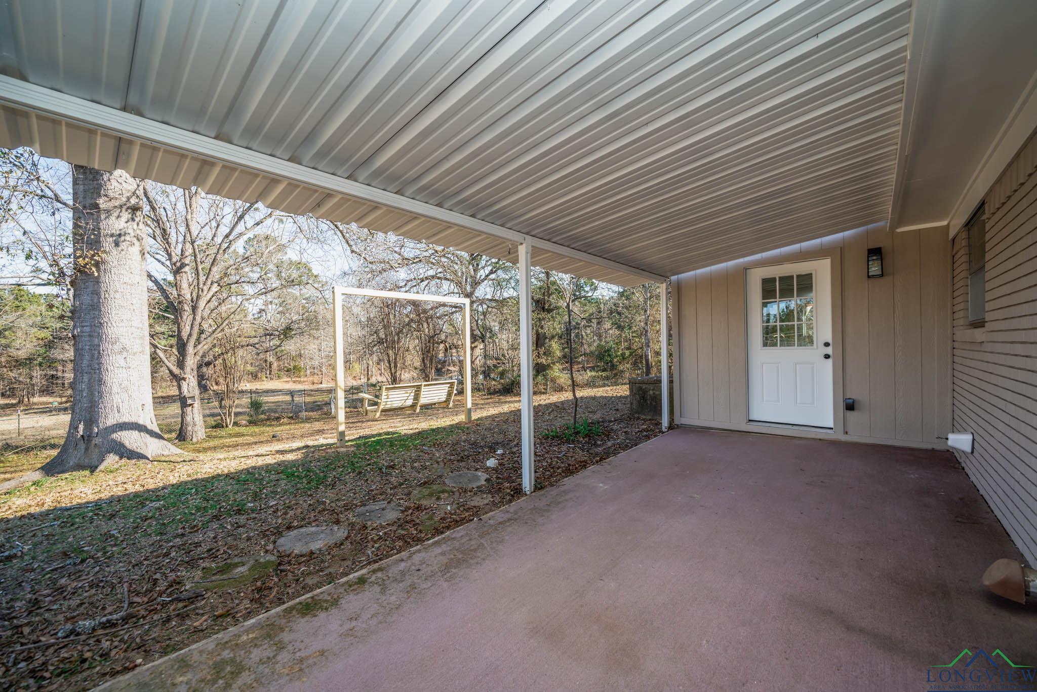 3697 N White Oak Rd, Gladewater, Texas image 28