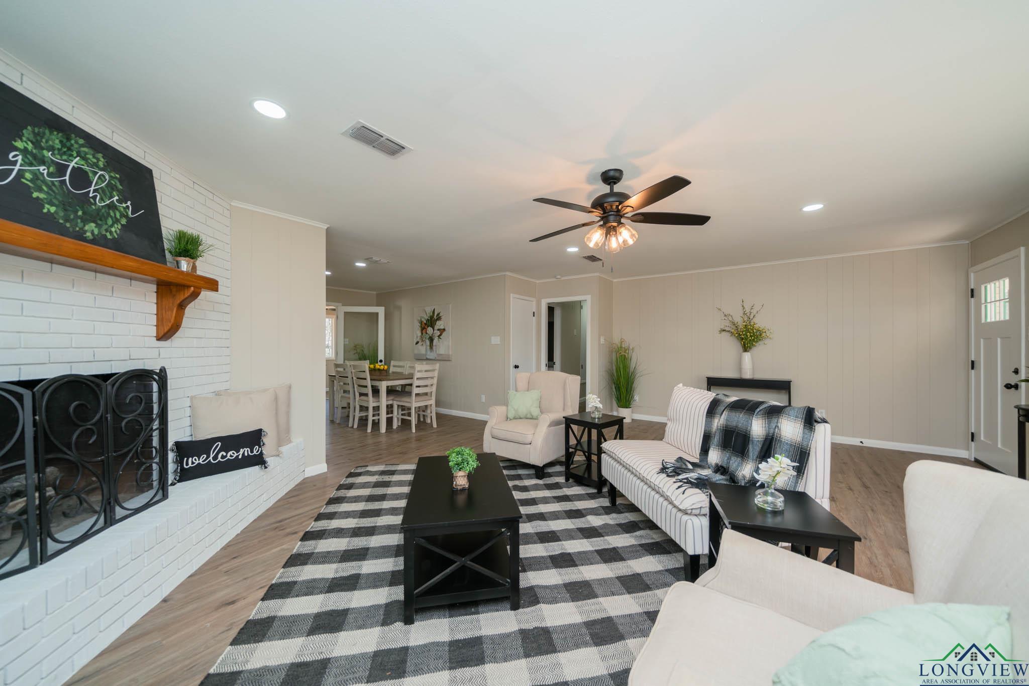 3697 N White Oak Rd, Gladewater, Texas image 2